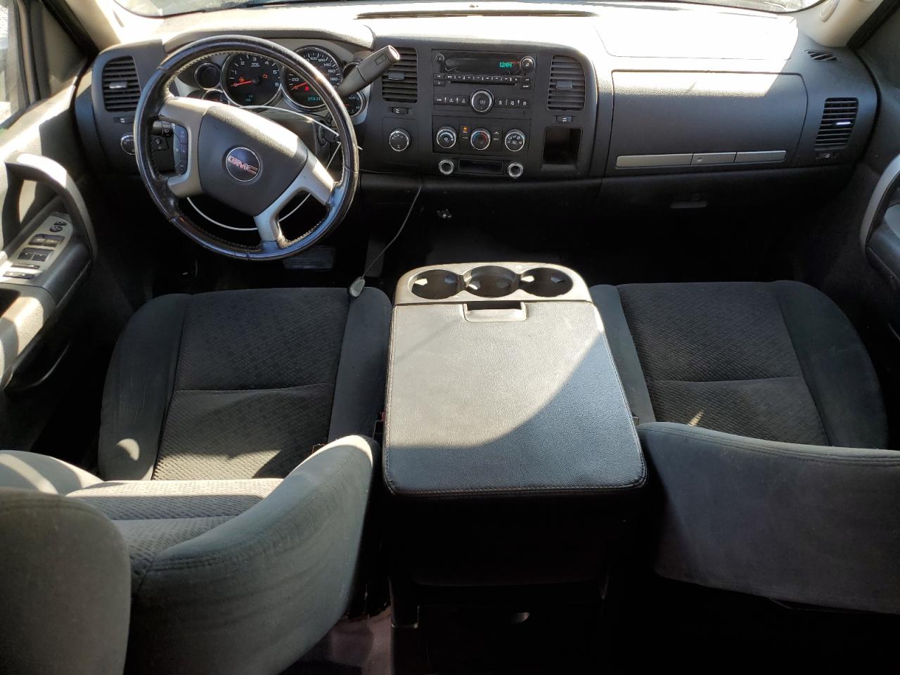 2008 GMC Sierra K1500 VIN: 2GTEK19CX81117622 Lot: 70367145