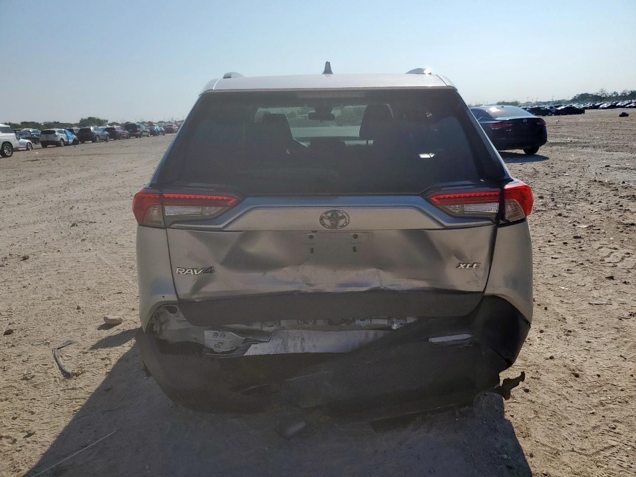 2020 Toyota Rav4 Xle VIN: 2T3W1RFV8LC035899 Lot: 80109265