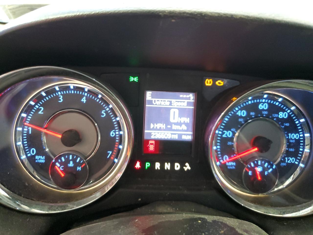 2015 Chrysler Town & Country Touring L VIN: 2C4RC1CG2FR619470 Lot: 81150905