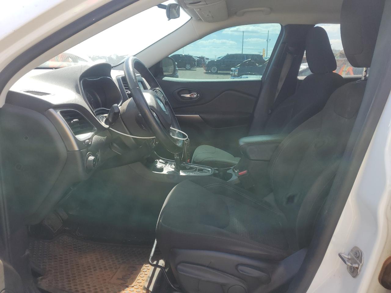 2019 Jeep Cherokee Latitude VIN: 1C4PJMCB2KD309187 Lot: 84562145