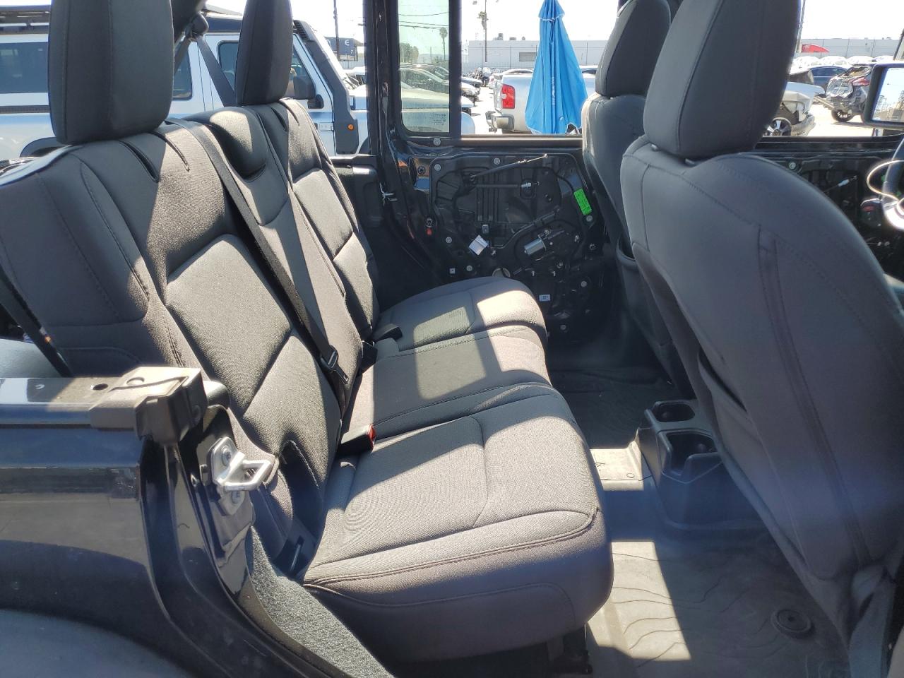 2022 Jeep Wrangler Unlimited Sport VIN: 1C4HJXDGXNW227281 Lot: 84272815