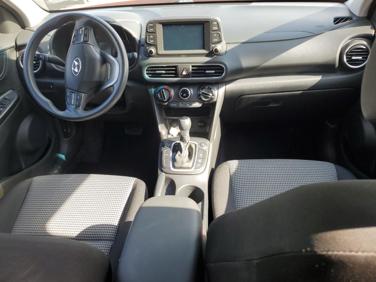 2020 Hyundai Kona Se VIN: KM8K1CAAXLU426379 Lot: 71846205