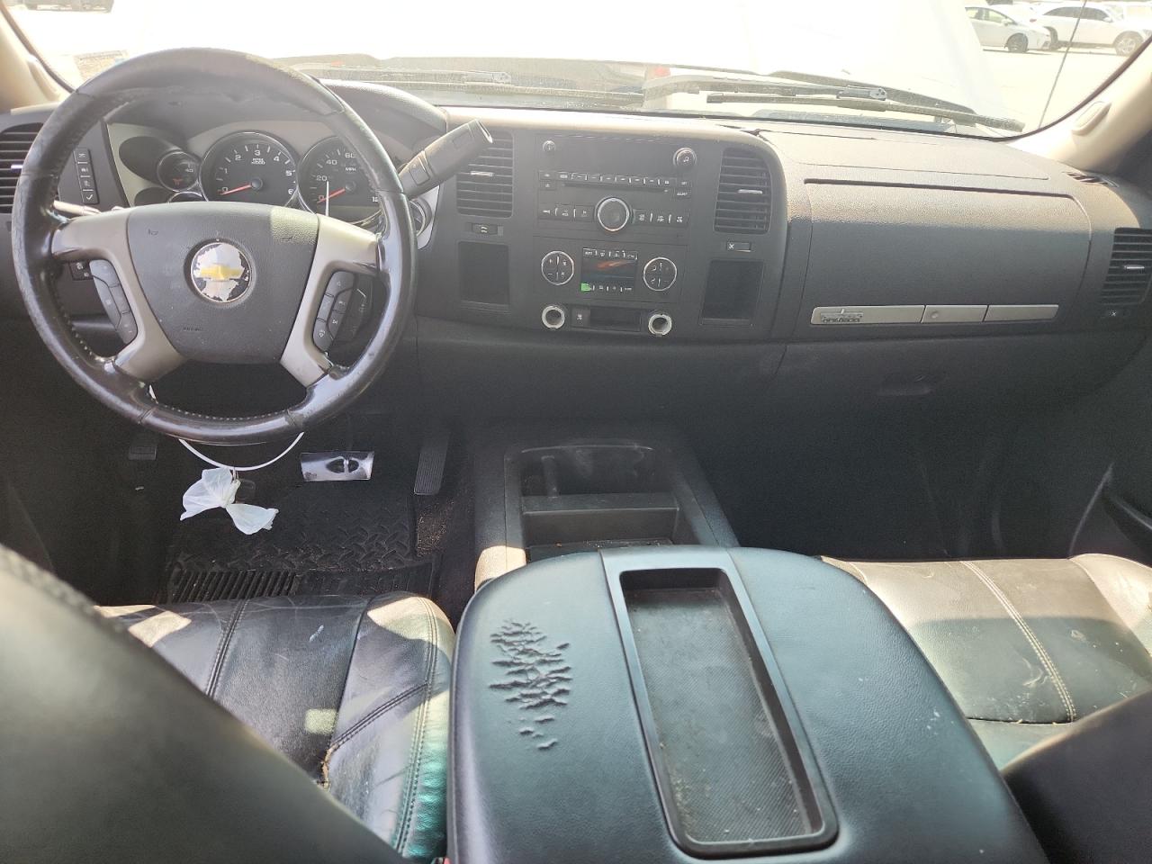 2011 Chevrolet Silverado C1500 Lt VIN: 1GCRCSE01BZ139023 Lot: 80940845