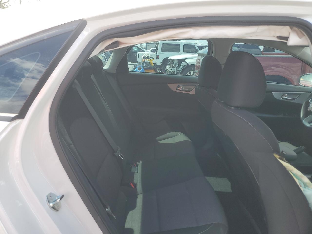 2023 Kia Forte Lx VIN: 3KPF24AD6PE634623 Lot: 81154335