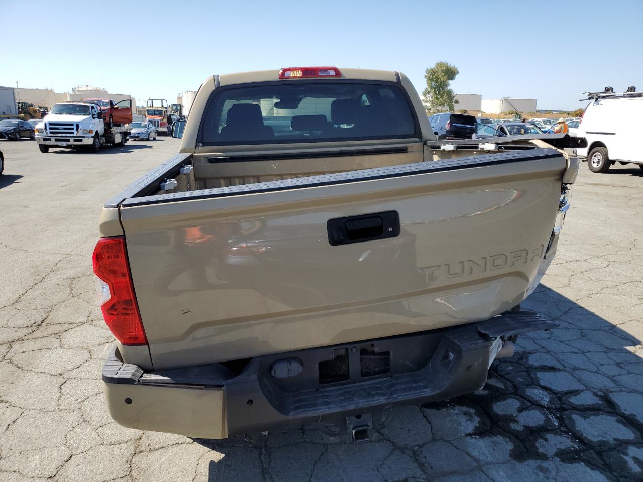 2019 Toyota Tundra Crewmax Limited VIN: 5TFHY5F1XKX858563 Lot: 81878225