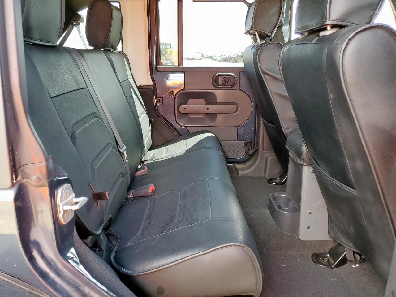 2008 Jeep Wrangler Unlimited Sahara VIN: 1J4GA59108L527724 Lot: 80374475