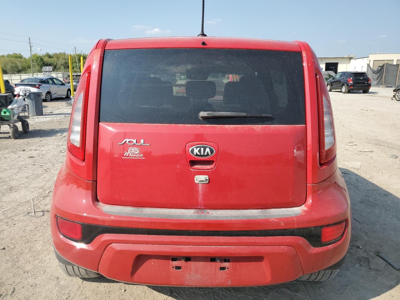 2013 Kia Soul + VIN: KNDJT2A61D7510025 Lot: 81055535