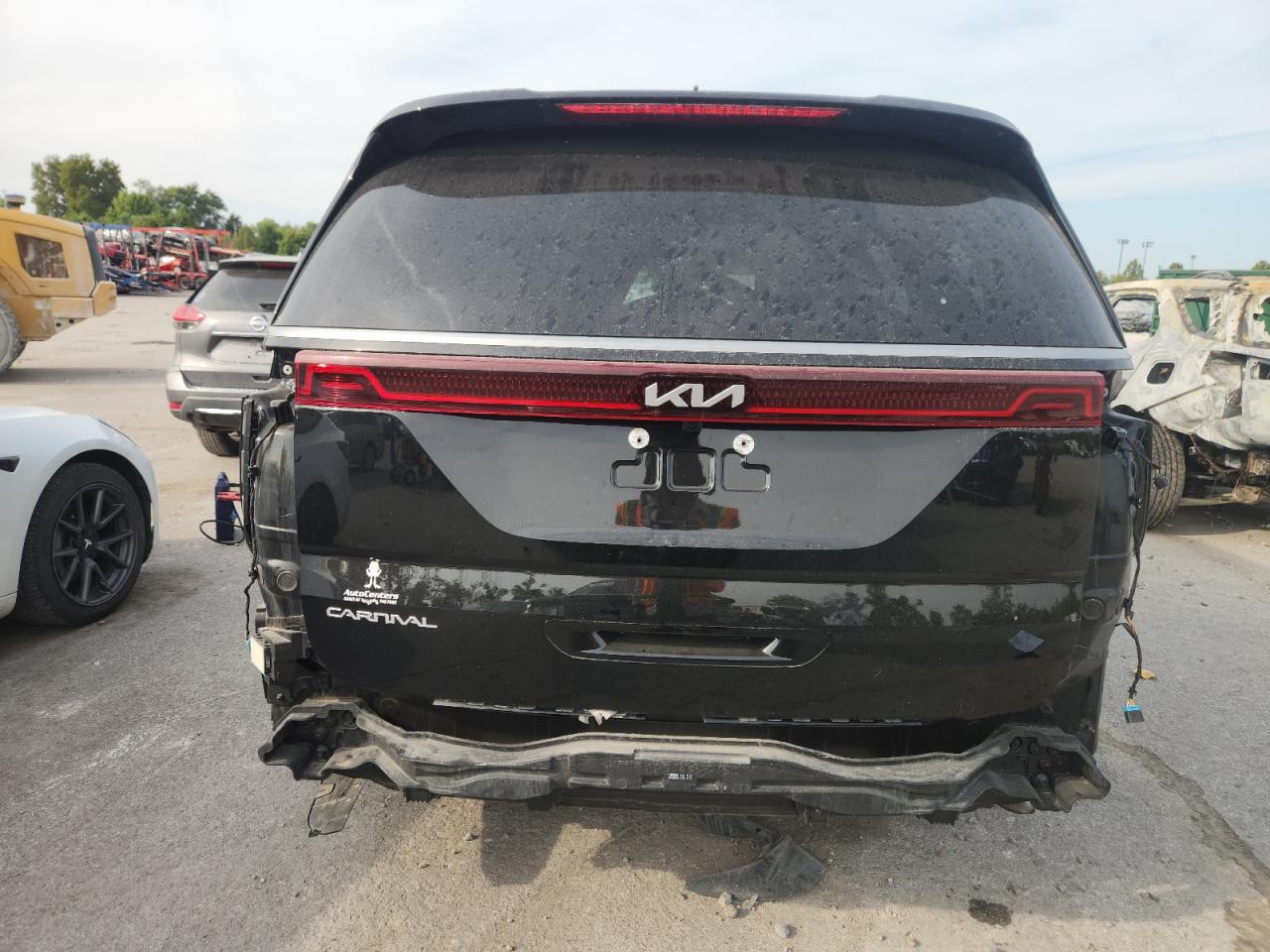 2023 Kia Carnival Sx VIN: KNDNE5H37P6257991 Lot: 81266355