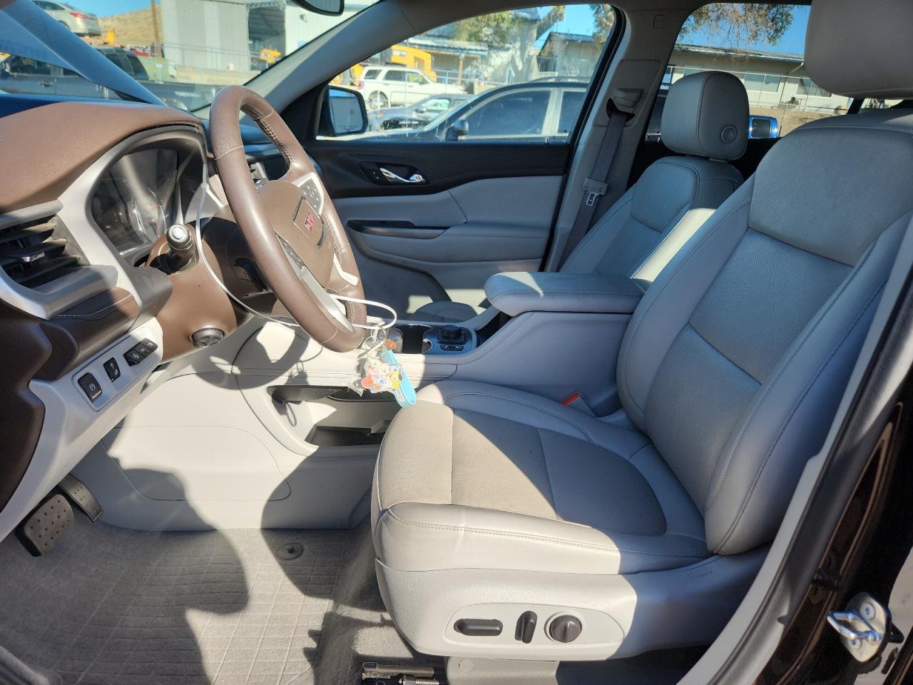 2021 GMC Acadia Slt VIN: 1GKKNULS4MZ218124 Lot: 84231425