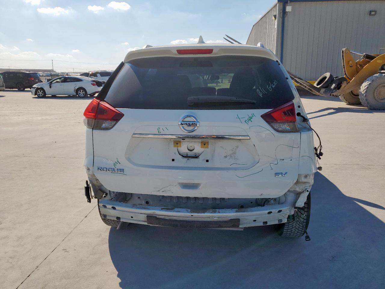 2018 Nissan Rogue S VIN: KNMAT2MT6JP589981 Lot: 84637055