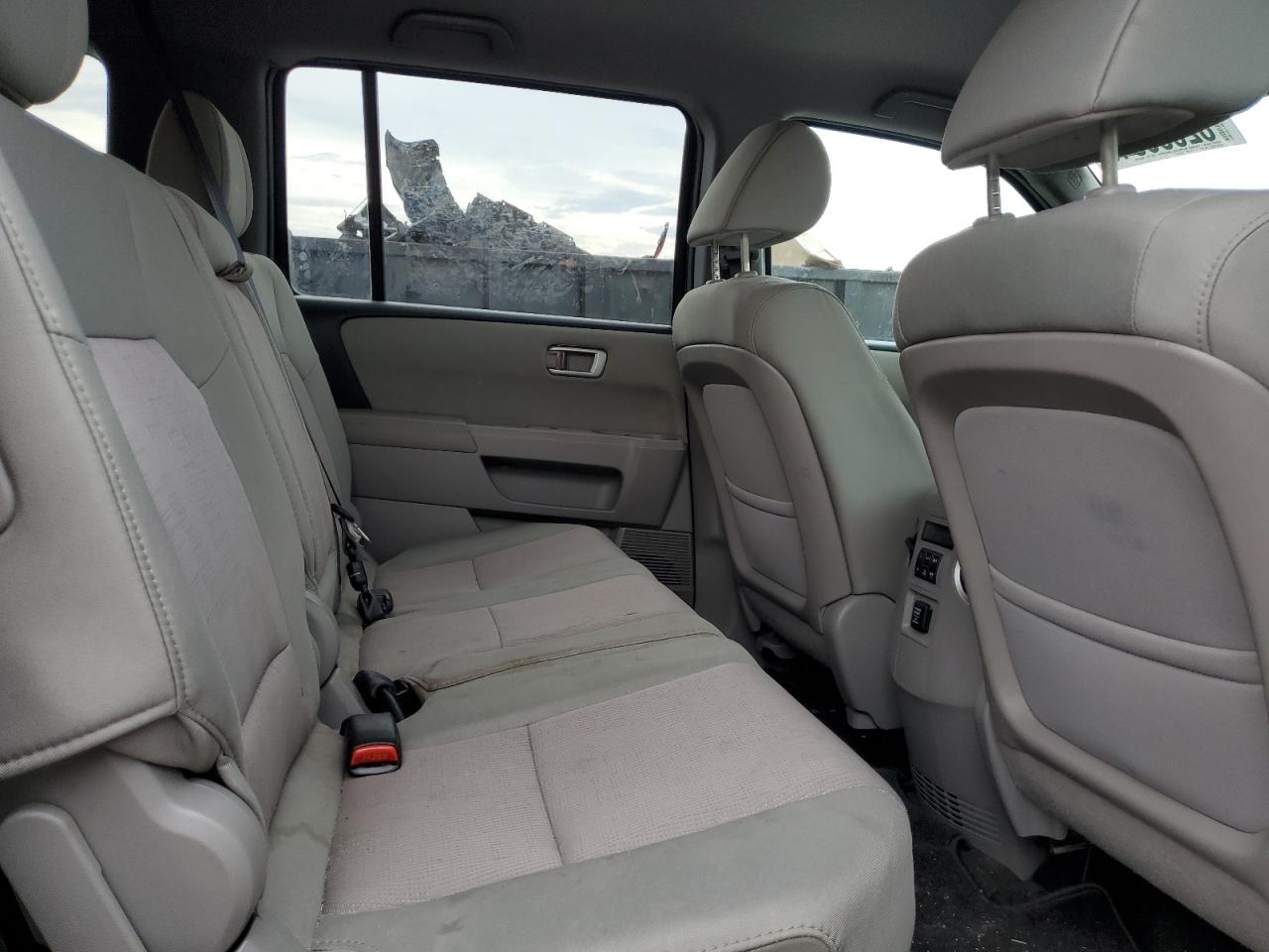 2014 Honda Pilot Ex VIN: 5FNYF4H40EB038210 Lot: 82086045