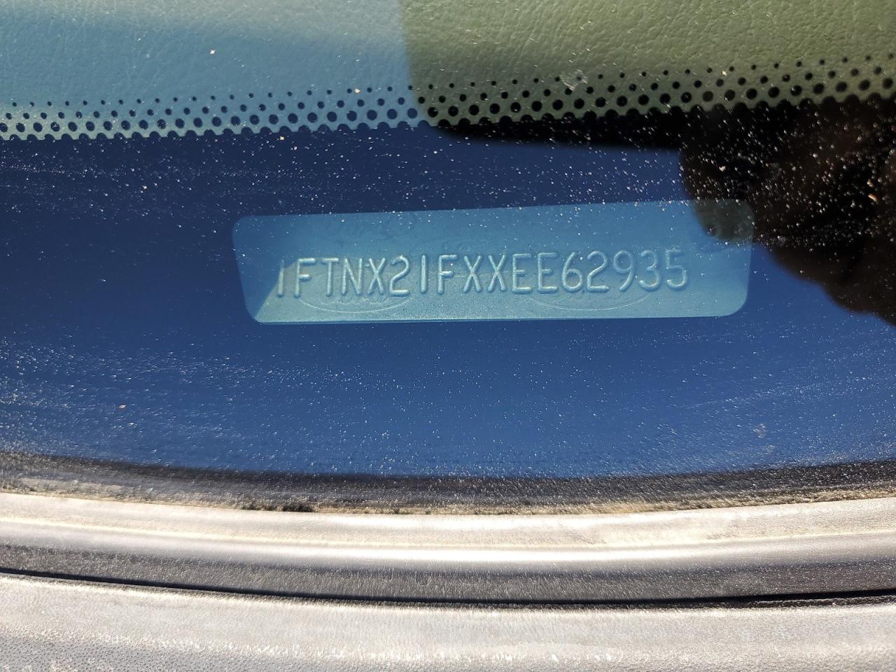 1999 Ford F250 Super Duty VIN: 1FTNX21FXXEE62935 Lot: 80484375