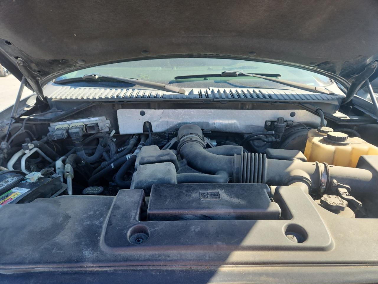 2008 Ford Expedition Xlt VIN: 1FMFU15588LA74328 Lot: 81674055