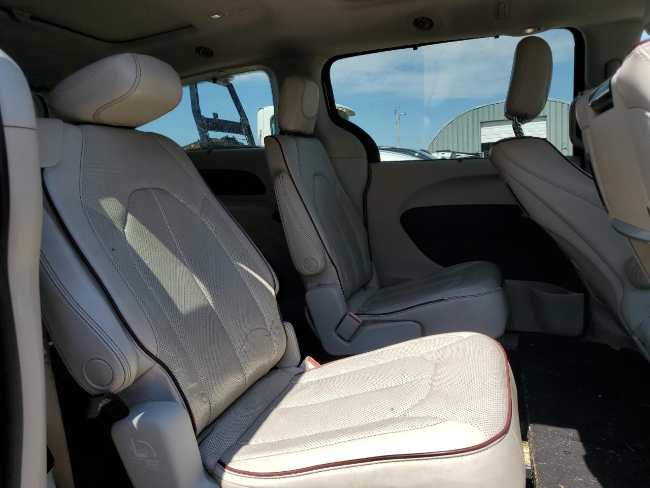 2017 Chrysler Pacifica Limited VIN: 2C4RC1GG8HR643270 Lot: 80824515