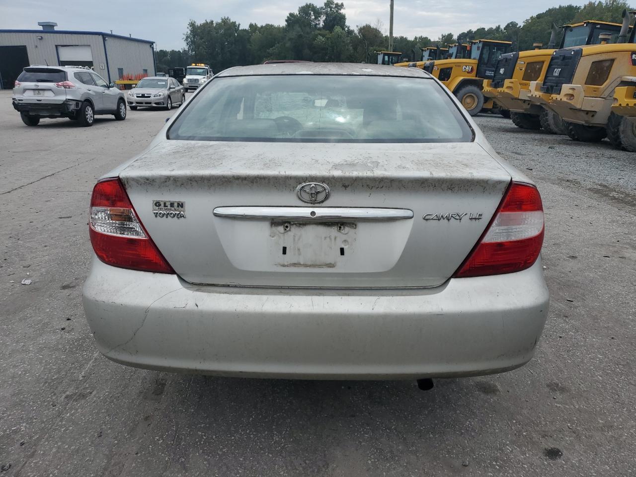 2002 Toyota Camry Le VIN: 4T1BE32K52U555219 Lot: 84436005