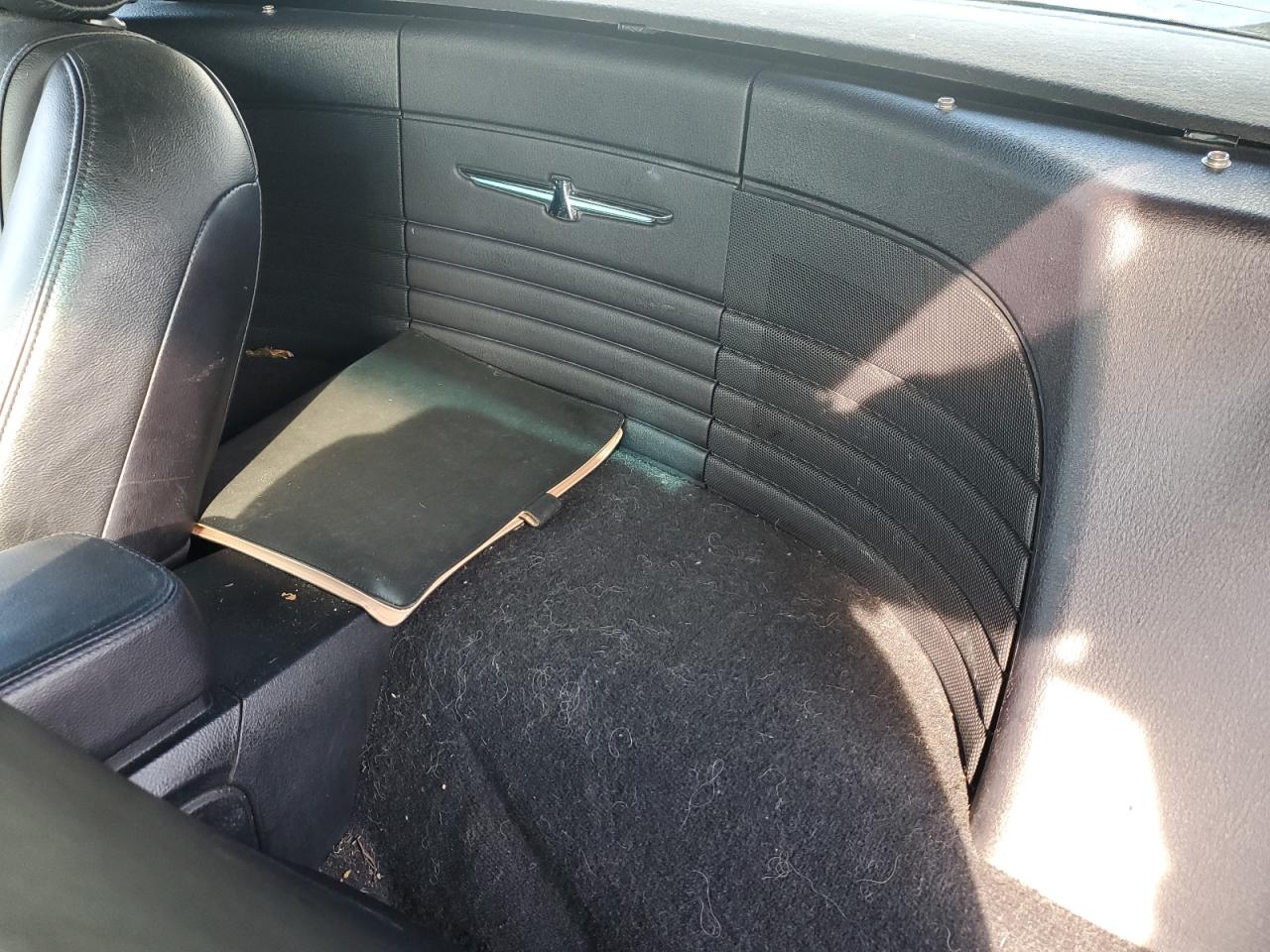 2004 Ford Thunderbird VIN: 1FAHP60A54Y105169 Lot: 80834995