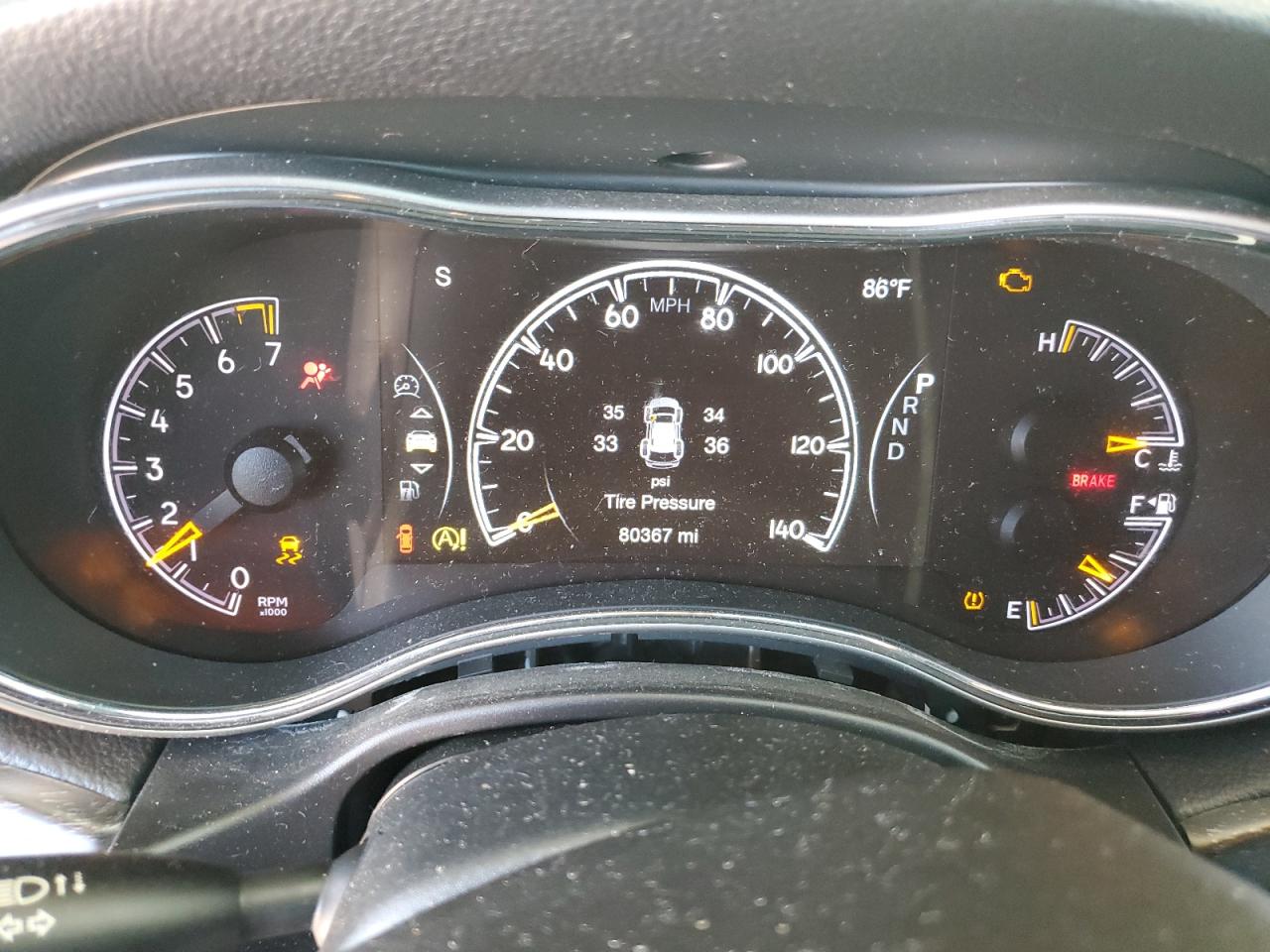 2018 Jeep Grand Cherokee Laredo VIN: 1C4RJFAGXJC105194 Lot: 82058445