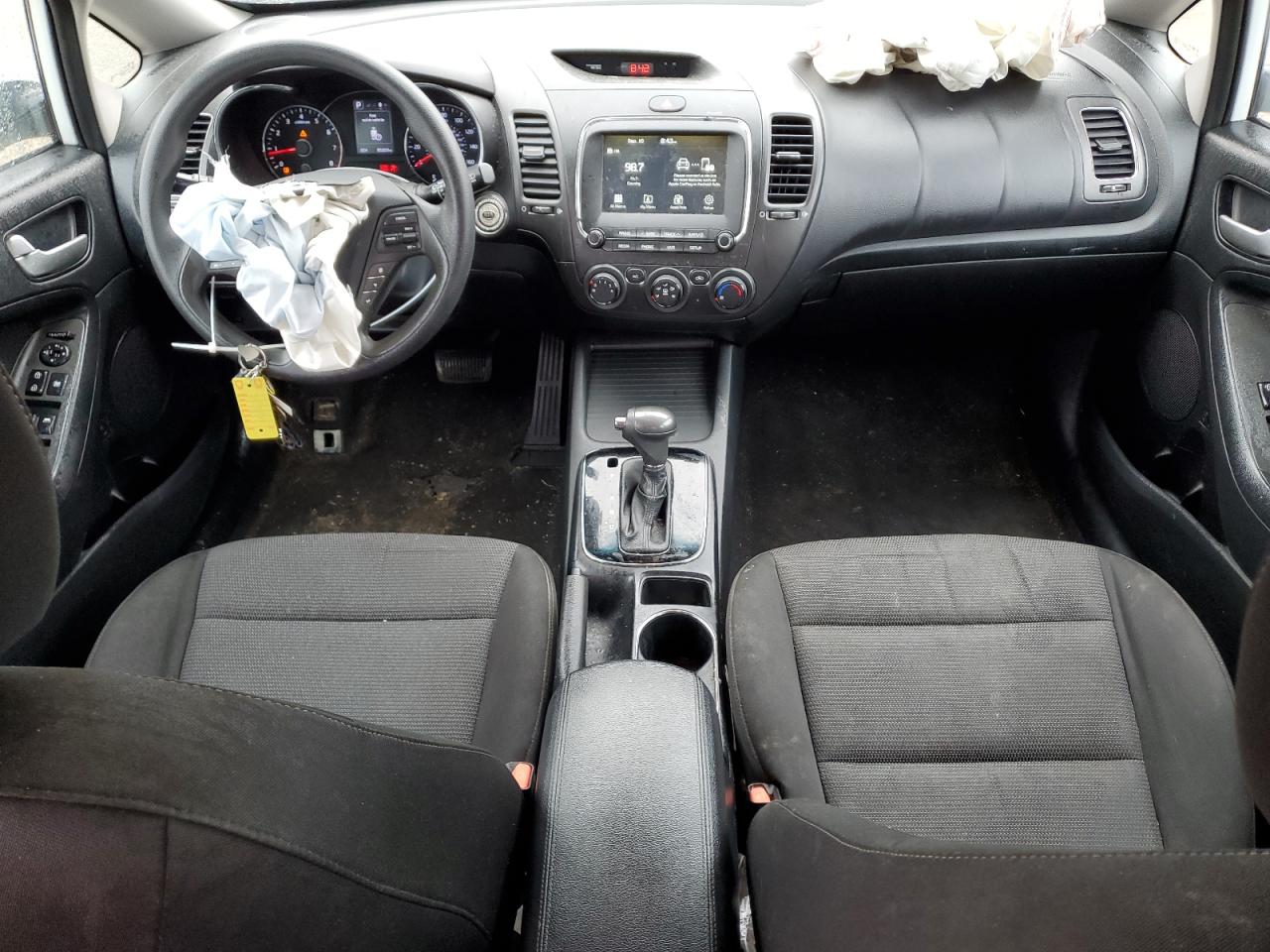 2017 Kia Forte Lx VIN: KNAFK5A81H5668665 Lot: 80010015