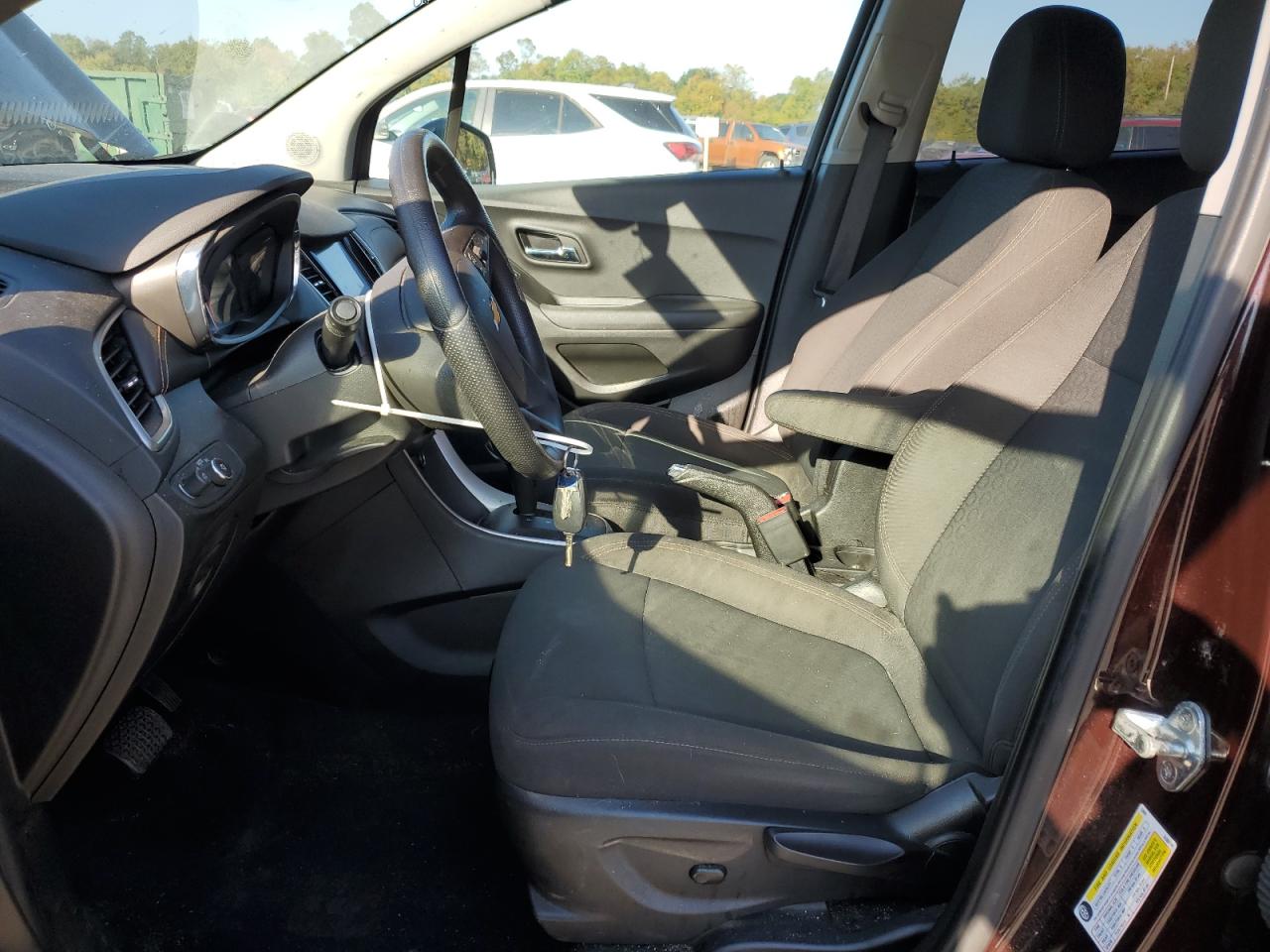 2020 Chevrolet Trax Ls VIN: KL7CJKSB7LB353314 Lot: 80910195