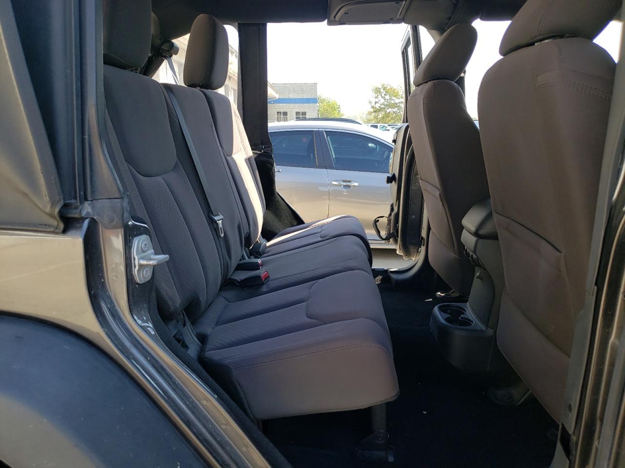 2017 Jeep Wrangler Unlimited Sport VIN: 1C4BJWDG3HL537312 Lot: 71824475