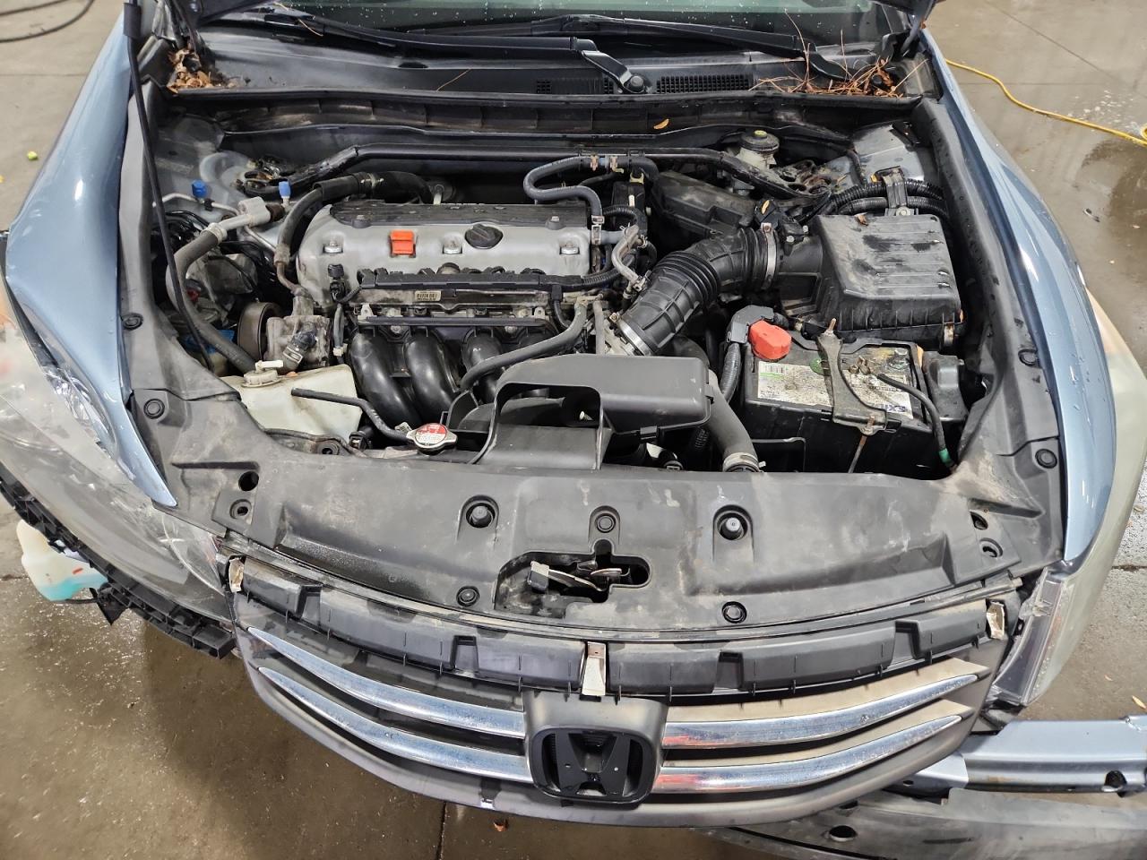 2011 Honda Accord Ex VIN: 1HGCP2F71BA111213 Lot: 80140525