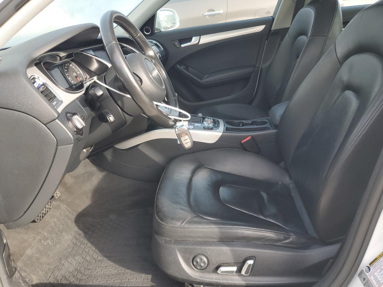 2016 Audi A4 Premium Plus S-Line VIN: WAUFFAFL6GN013135 Lot: 84242065