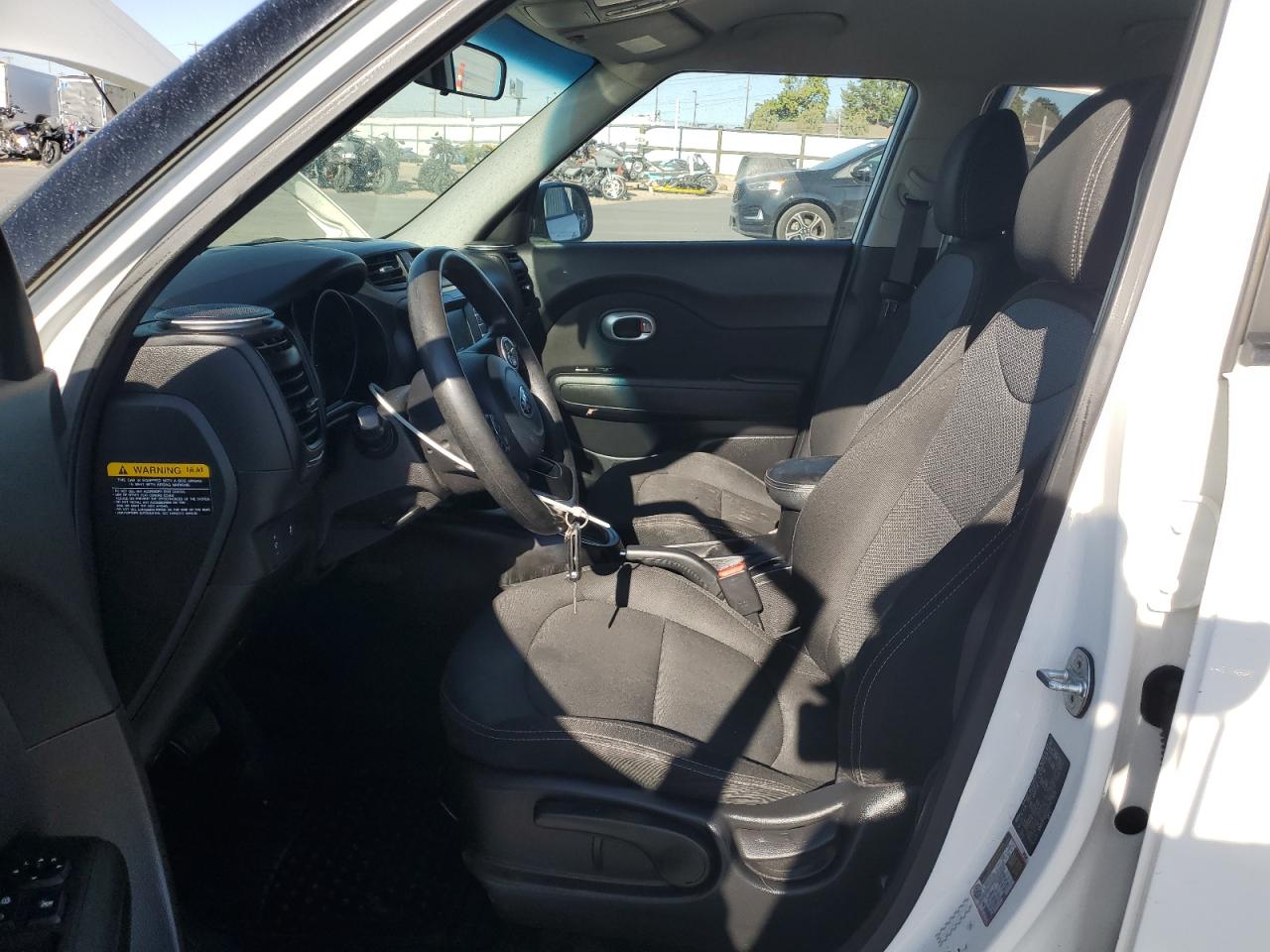 2018 Kia Soul + VIN: KNDJP3A57J7577631 Lot: 84028725