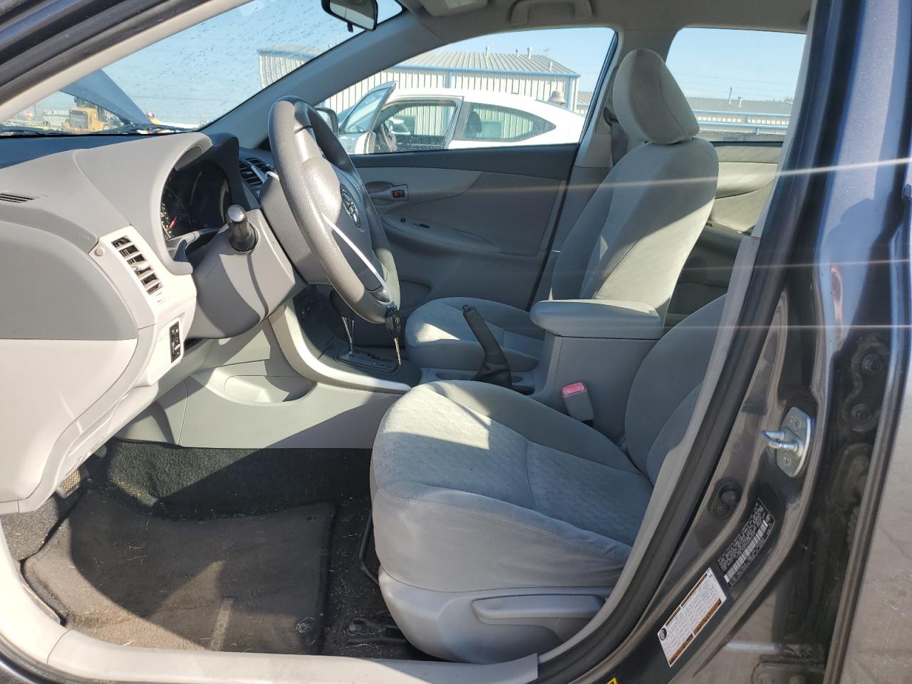 2009 Toyota Corolla Base VIN: JTDBL40E099083375 Lot: 83976835