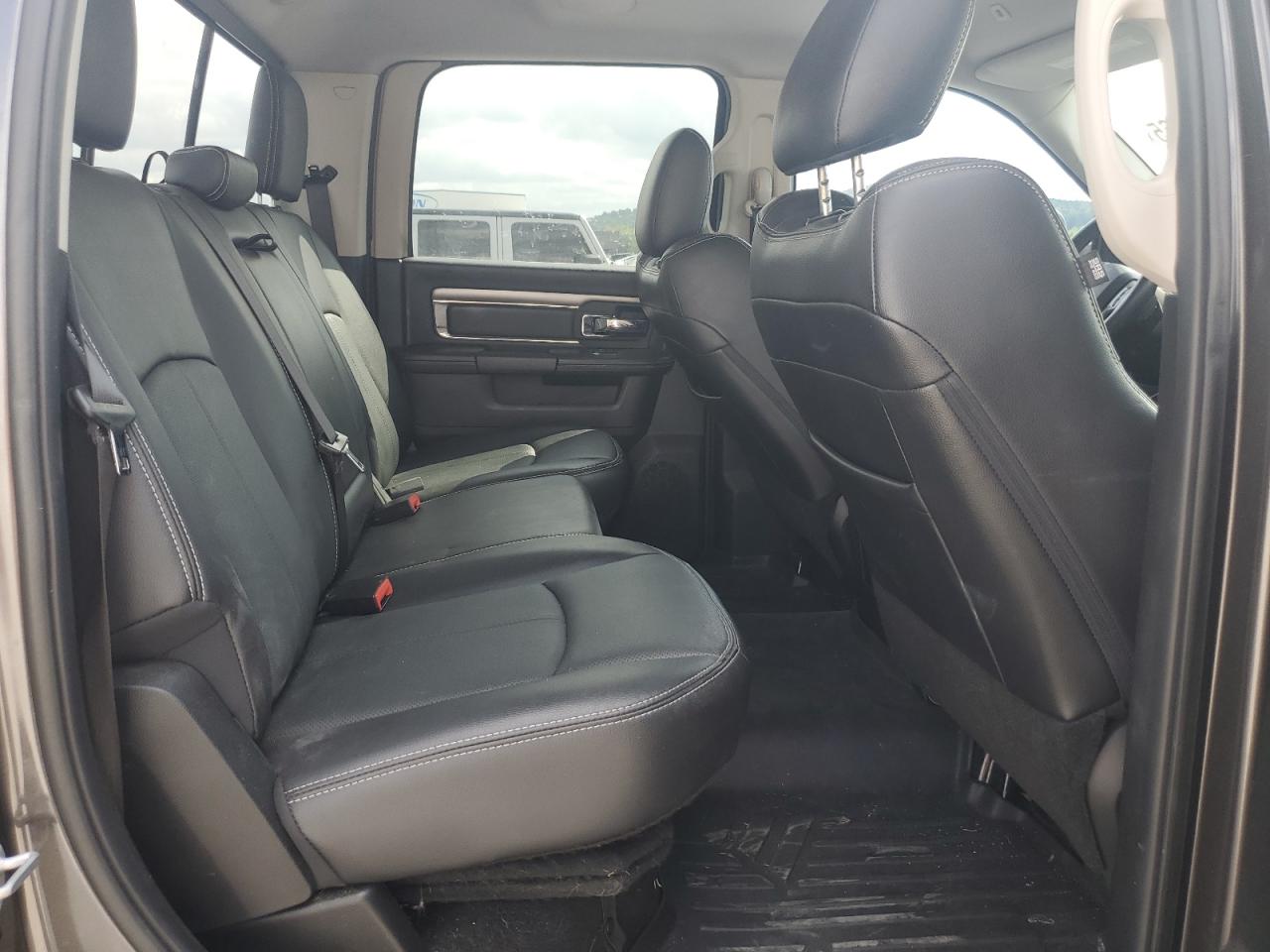 2018 Ram 3500 Laramie VIN: 3C63RRJL0JG220811 Lot: 81656965