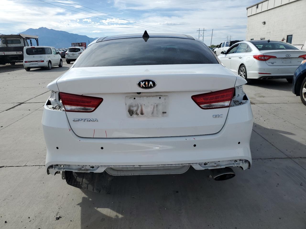 2018 Kia Optima Ex VIN: 5XXGU4L33JG189663 Lot: 71243965