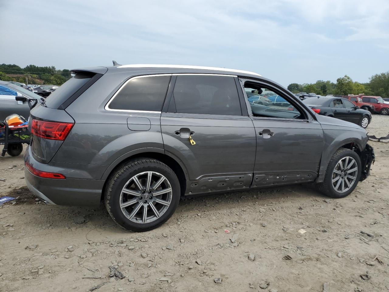 2019 Audi Q7 Premium Plus grey null gasoline WA1LAAF72KD017599 photo #4