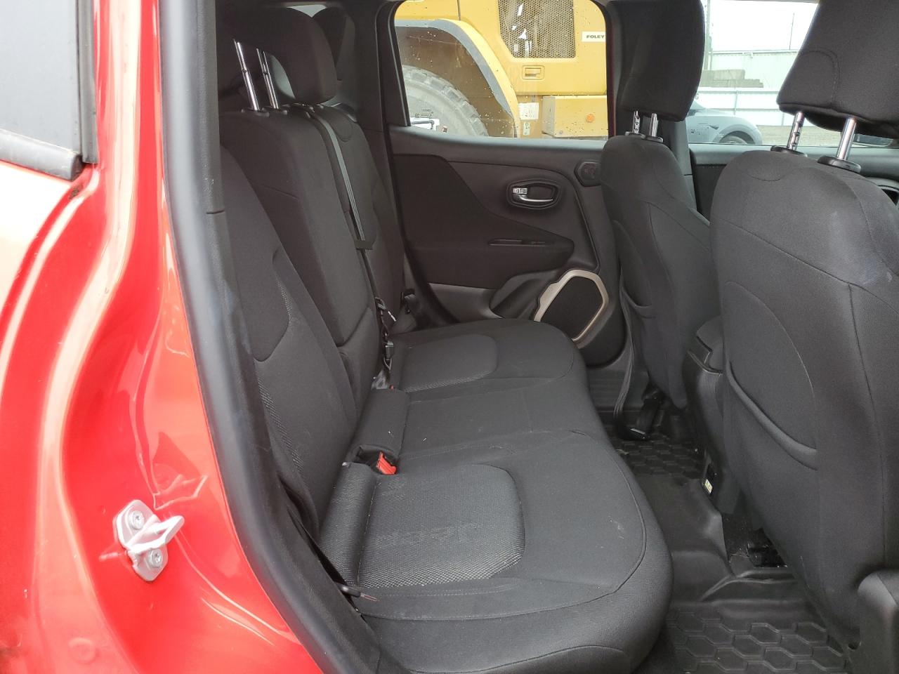 2015 Jeep Renegade Latitude VIN: ZACCJBBT0FPB40419 Lot: 81557405