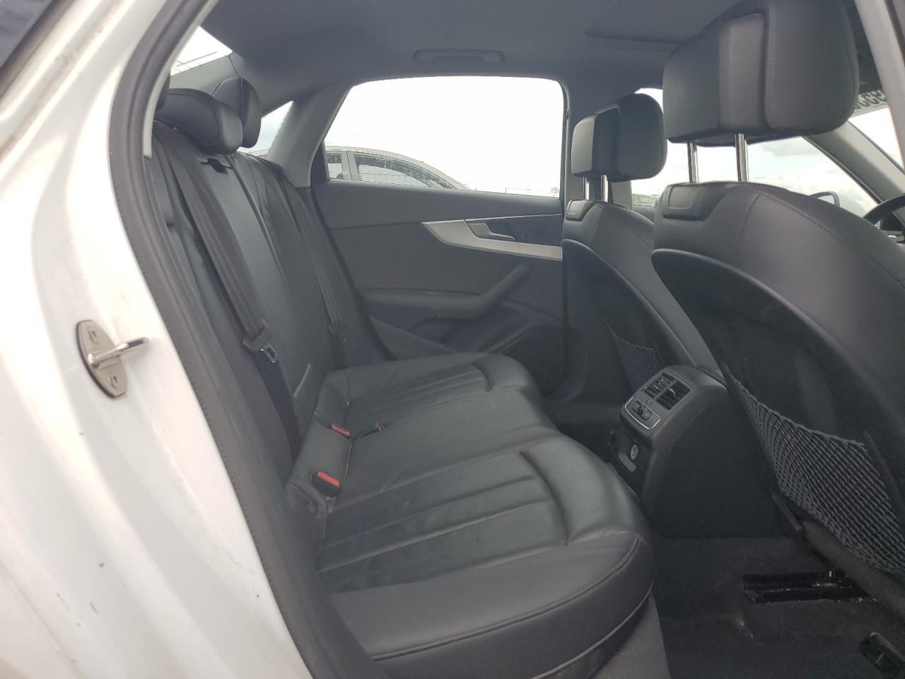 2018 Audi A4 Komfort VIN: WAUANAF42JN008561 Lot: 84459535