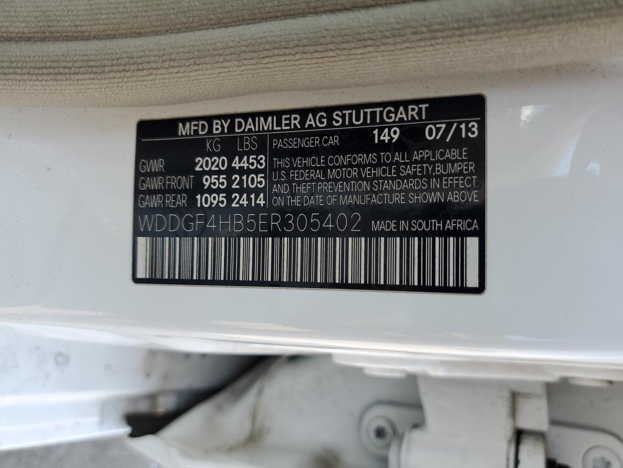 2014 Mercedes-Benz C 250 VIN: WDDGF4HB5ER305402 Lot: 72009625