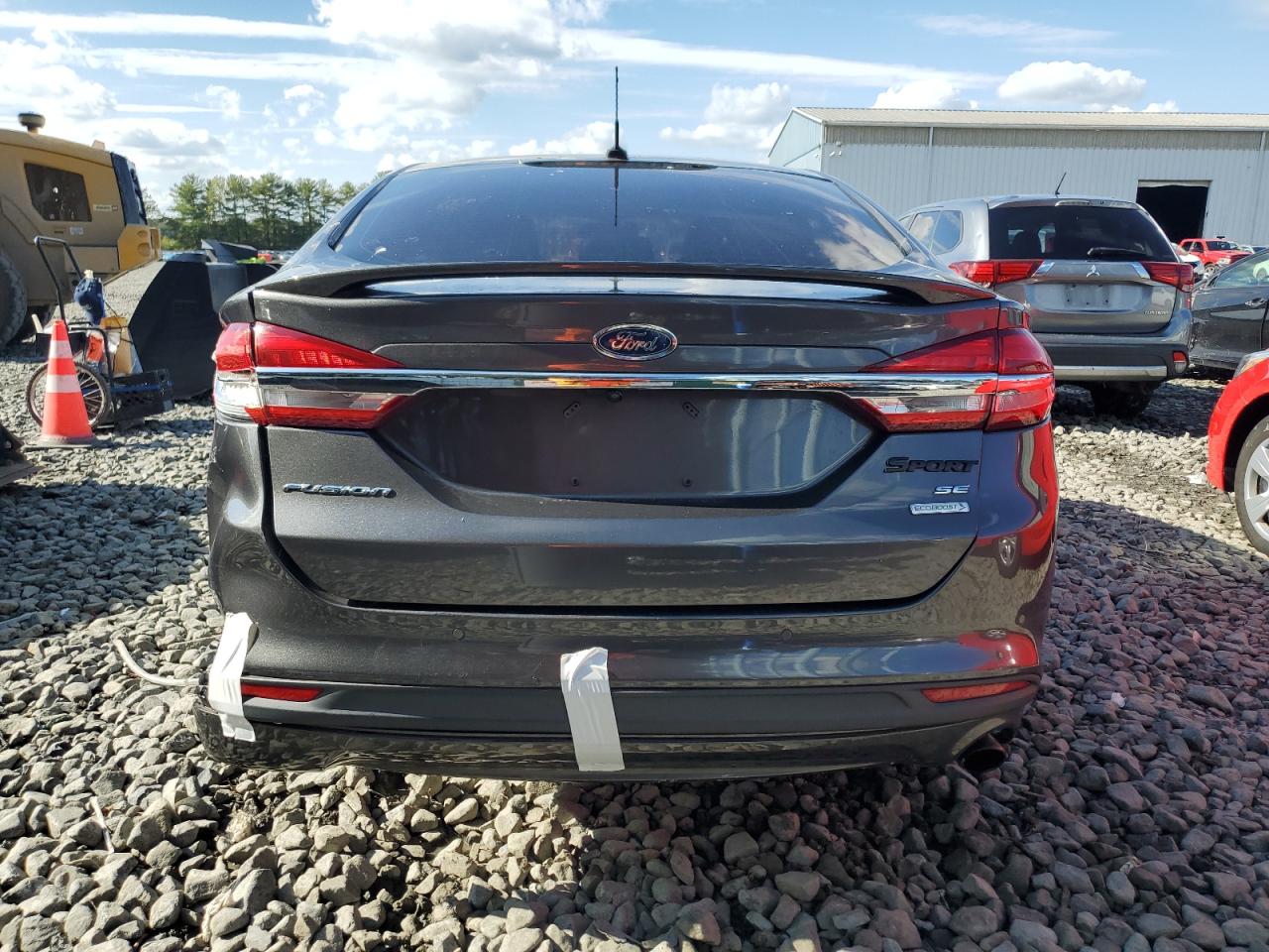 2018 Ford Fusion Se VIN: 3FA6P0HD1JR145620 Lot: 83976855
