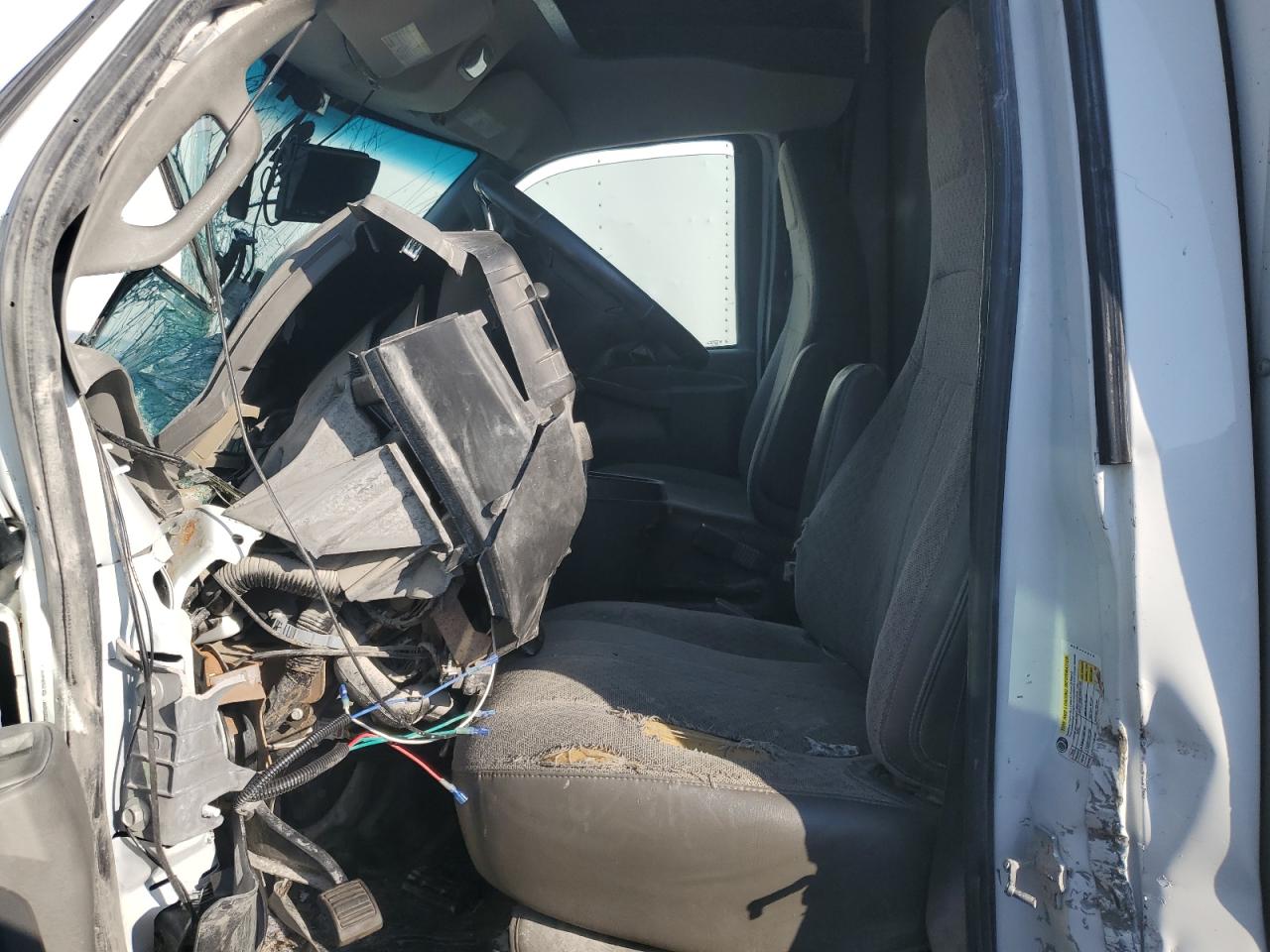 2019 Chevrolet Express G3500 VIN: 1GB0GRFGXK1356008 Lot: 81404845