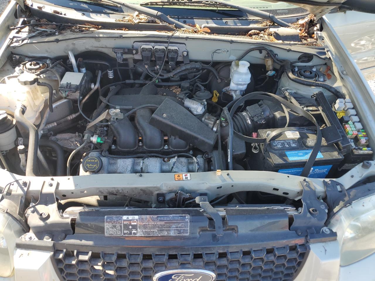 2005 Ford Escape Limited VIN: 1FMYU94125KA63591 Lot: 81693215
