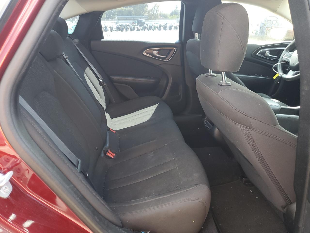 2015 Chrysler 200 Limited VIN: 1C3CCCAB8FN716876 Lot: 80555135