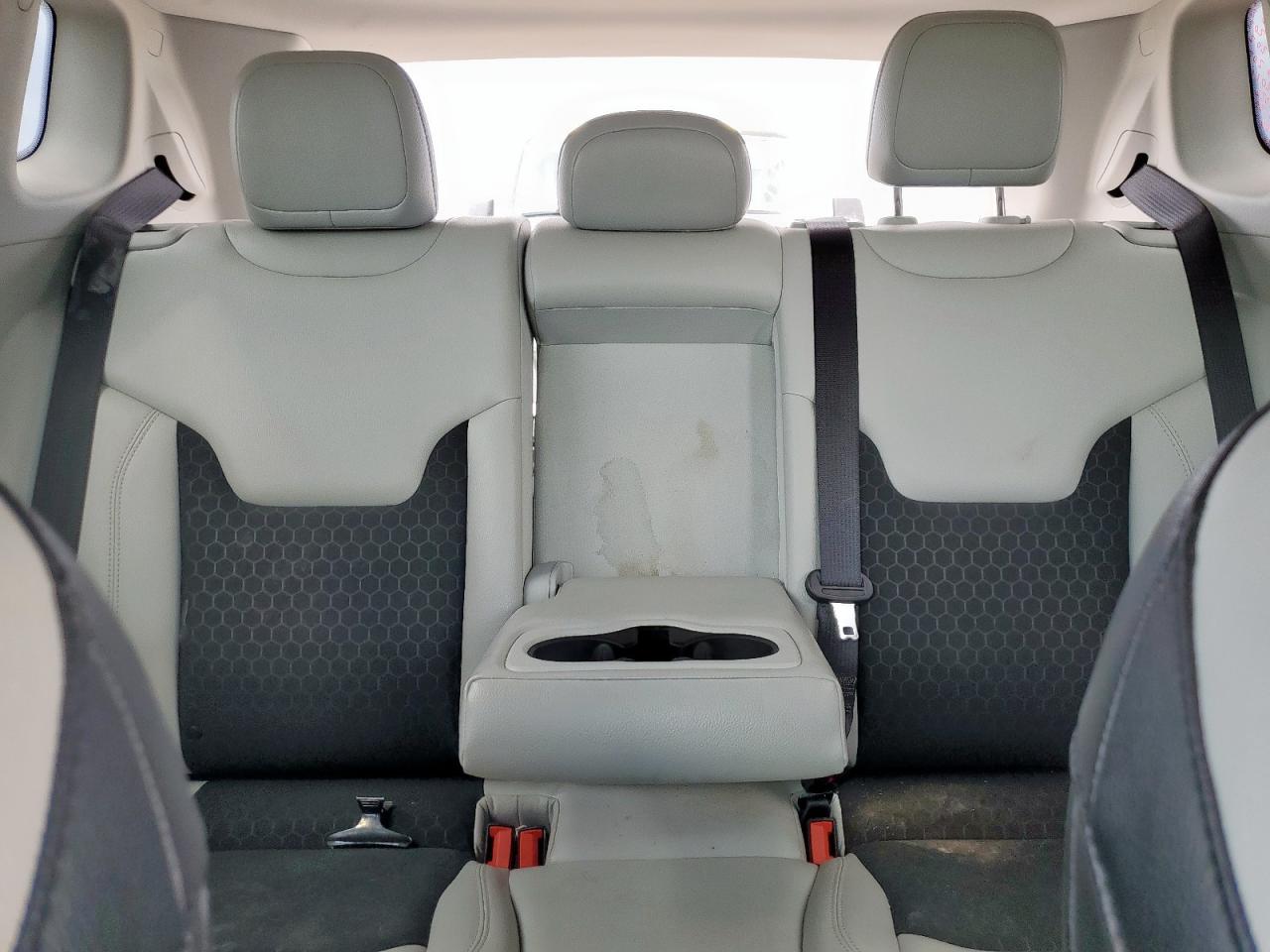 2018 Jeep Compass Latitude VIN: 3C4NJCBBXJT487747 Lot: 81135535