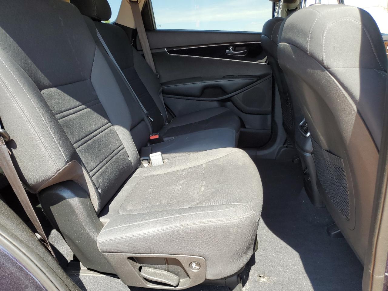 2020 Kia Sorento L VIN: 5XYPG4A36LG708570 Lot: 80859395