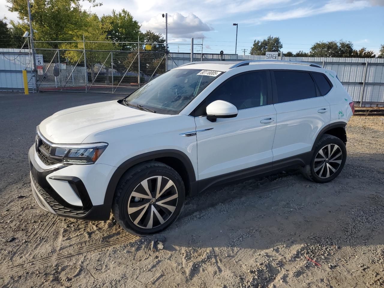 2023 Volkswagen Taos Se