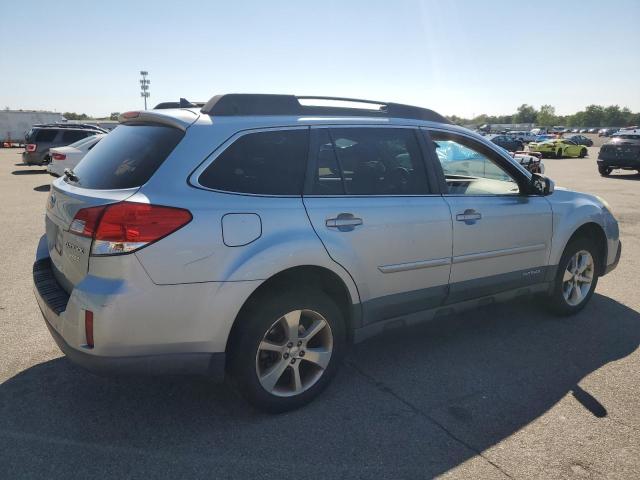  SUBARU OUTBACK 2014 Srebrny