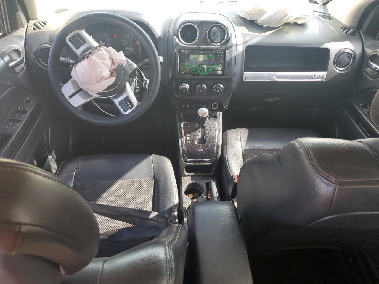 2016 Jeep Compass Sport VIN: 1C4NJCBA4GD703209 Lot: 84545245