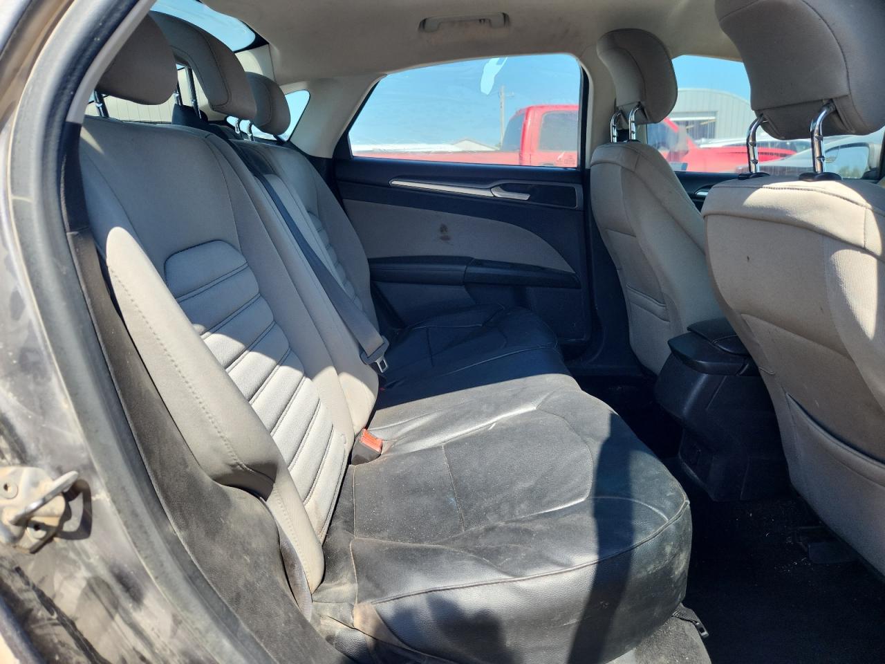 2013 Ford Fusion S VIN: 3FA6P0G70DR260662 Lot: 82151455