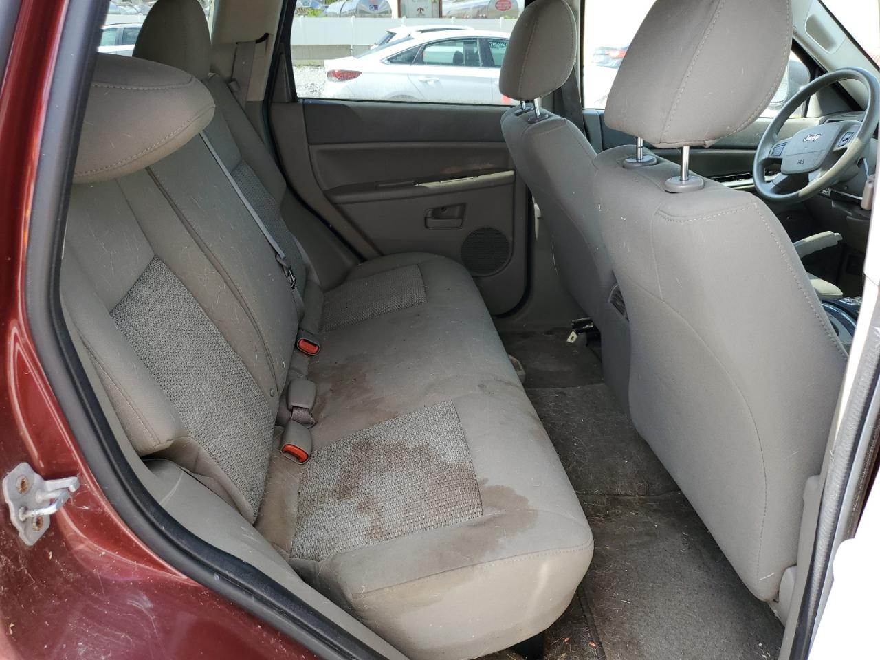 2007 Jeep Grand Cherokee Laredo VIN: 1J8HR48P07C692845 Lot: 80065825