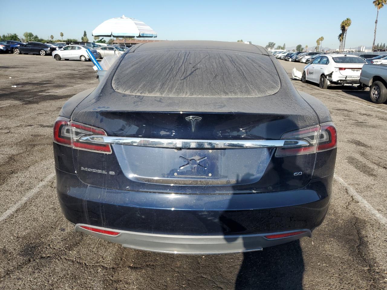 2013 Tesla Model S VIN: 5YJSA1CG4DFP16122 Lot: 70952735