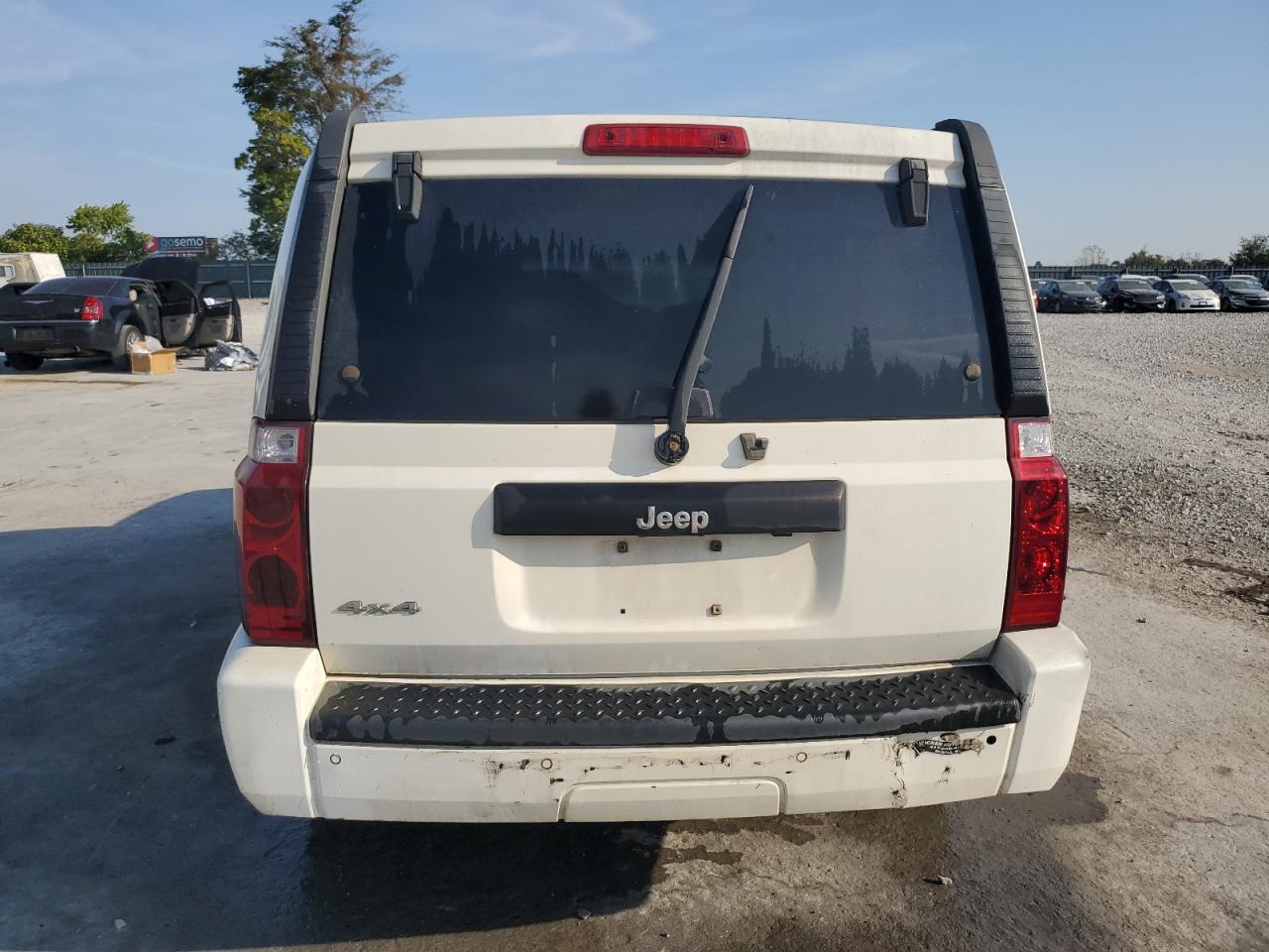 2007 Jeep Commander VIN: 1J8HG48K27C570532 Lot: 80363025