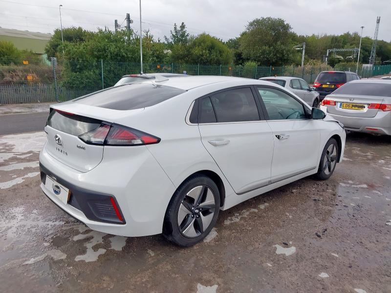 2021 HYUNDAI IONIQ 1.6 GDI HYBRID PREMIUM SE 5DR DCT