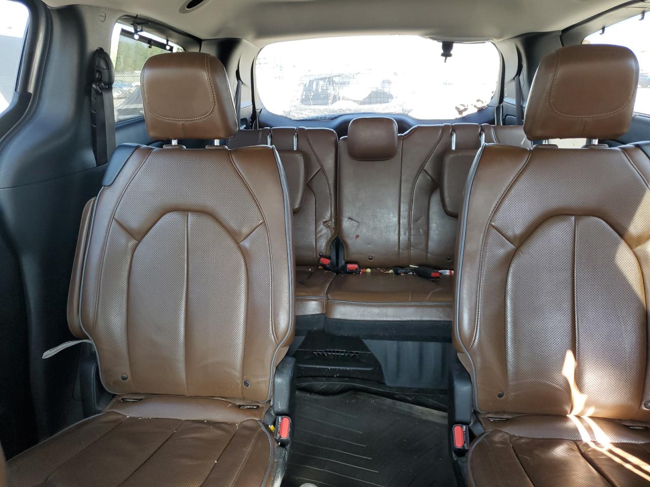 2018 Chrysler Pacifica Limited VIN: 2C4RC1GG1JR353541 Lot: 80166525