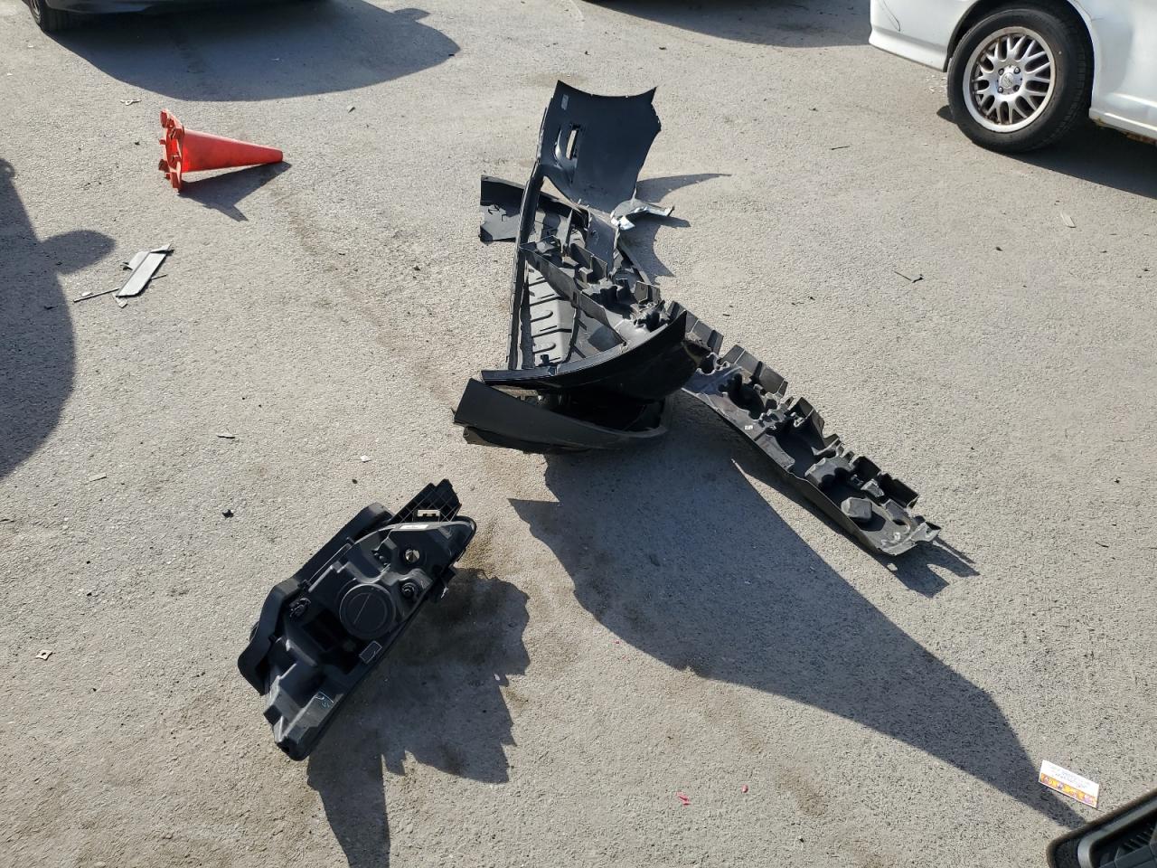 2014 Ford Taurus Sel VIN: 1FAHP2E81EG116529 Lot: 84072755